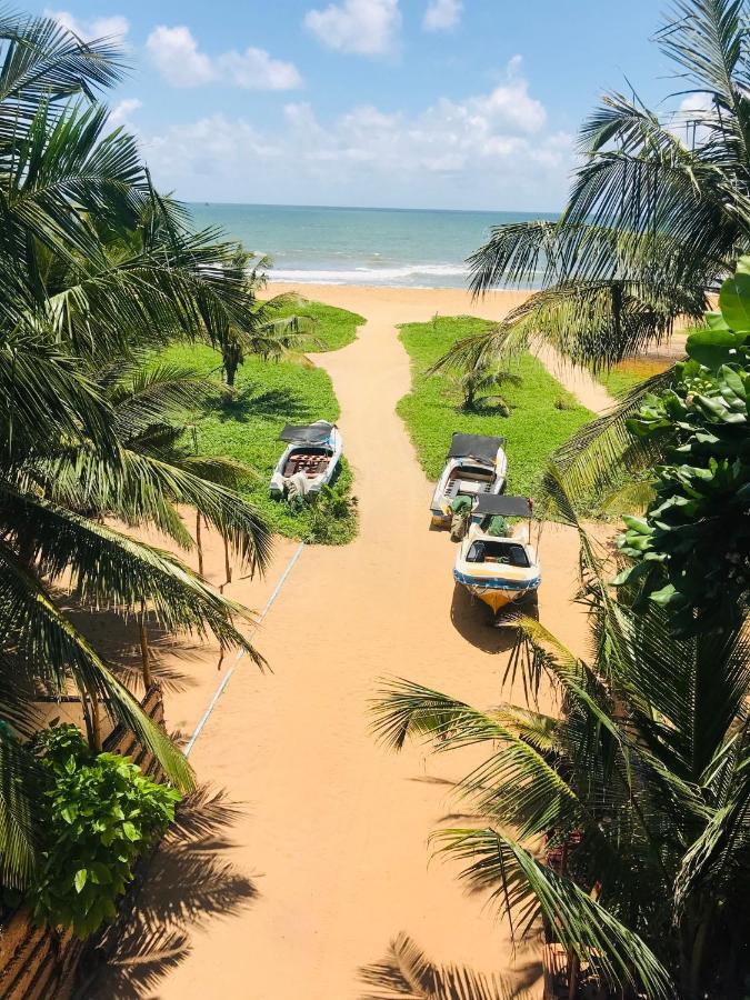 Sea Beach Resort Негомбо Экстерьер фото