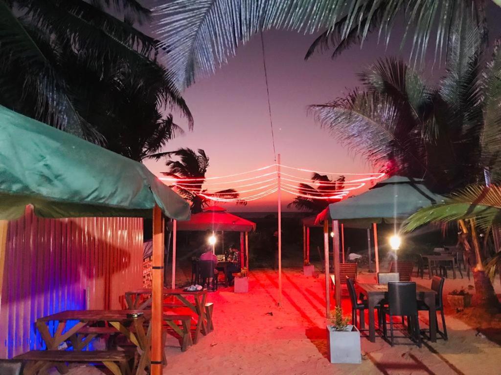 Sea Beach Resort Негомбо Экстерьер фото
