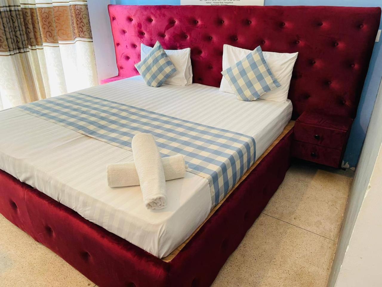 Sea Beach Resort Негомбо Экстерьер фото